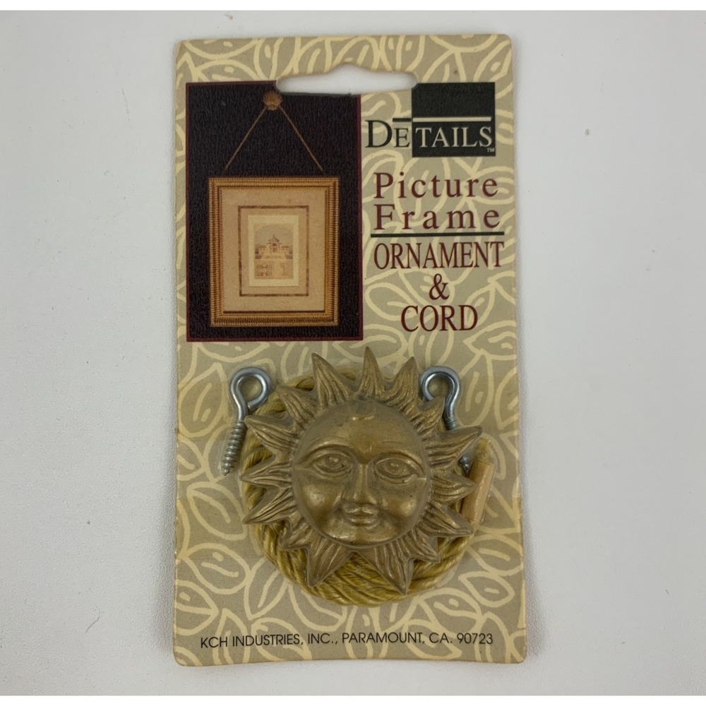 Celestial Sun Face Decorative Picture Frame Hanger Ornament & Cord Vintage NIP